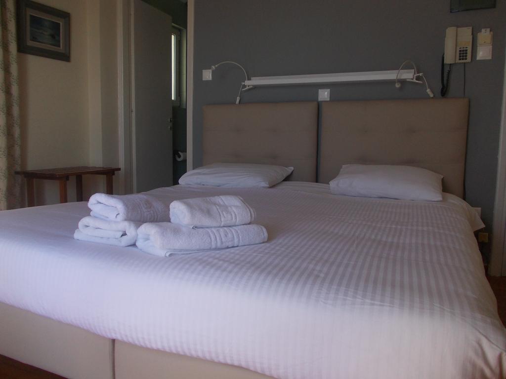 Hotel Theoxenia Loutráki Zewnętrze zdjęcie