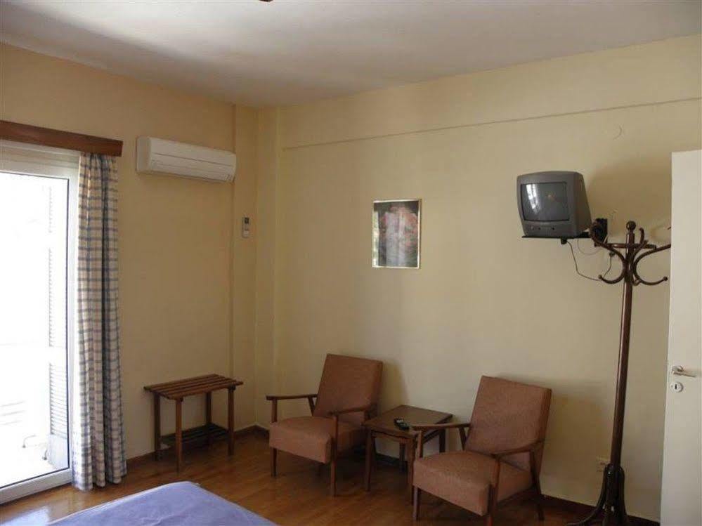 Hotel Theoxenia Loutráki Zewnętrze zdjęcie