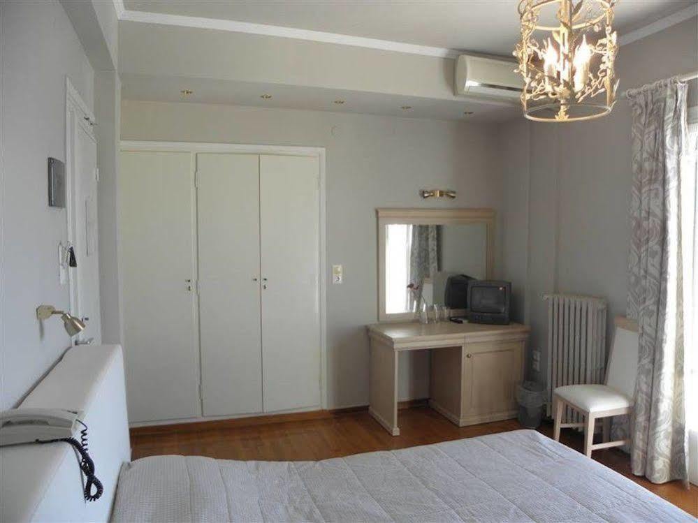 Hotel Theoxenia Loutráki Zewnętrze zdjęcie