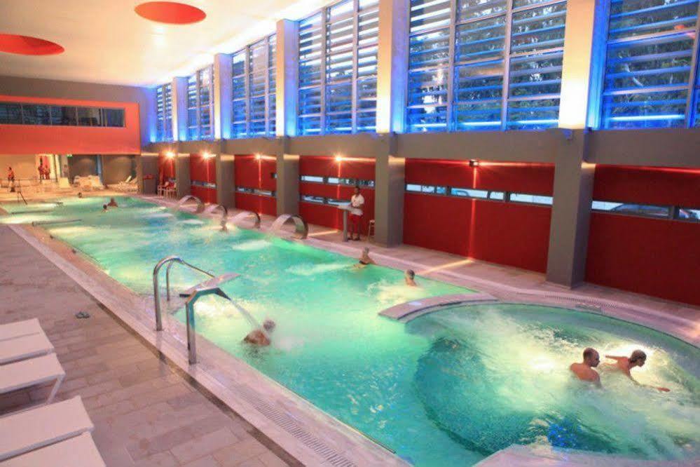 Hotel Theoxenia Loutráki Zewnętrze zdjęcie